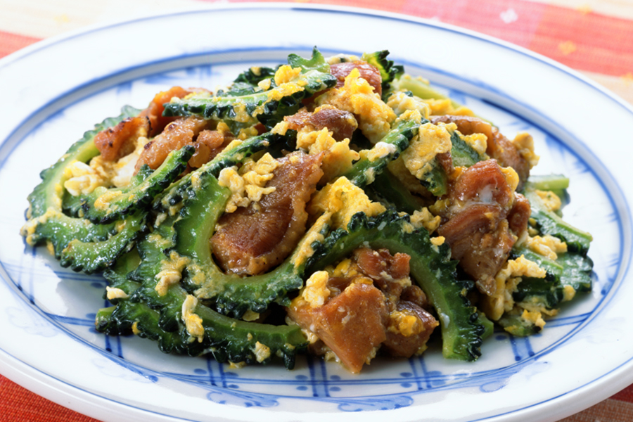 やきとりとゴーヤのチャンプルー