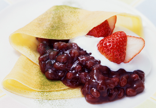 いちごあずきのクレープ