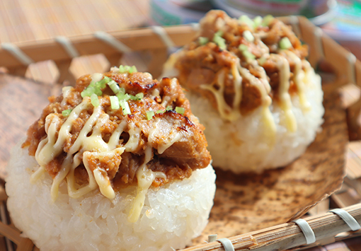 ツナ味噌マヨの焼きおにぎり